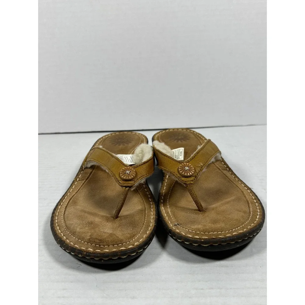 UGG Australia 1791 Leather Shearling Lined Thong Sandals Brown Mens 8 Womens 9.5